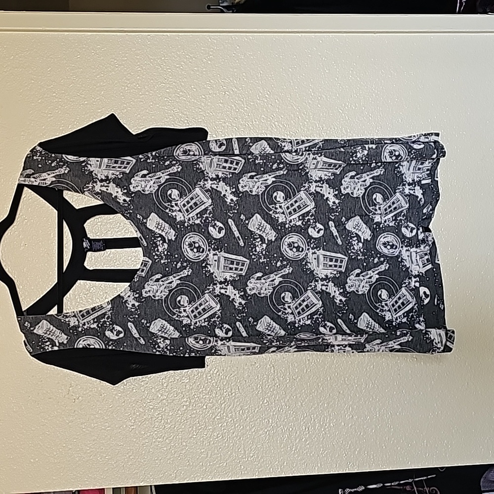 Exclusive Hot Topic Doctor Who Top